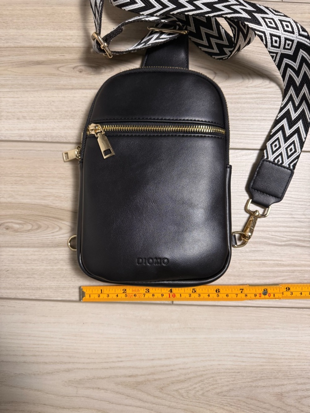 DIOMO Black RFID Sling Bag Crossbody Travel Anti Theft - Picture 5 of 12